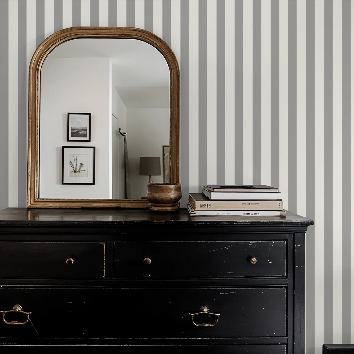 Landis Lane (Gray) Wallpaper - Image 5