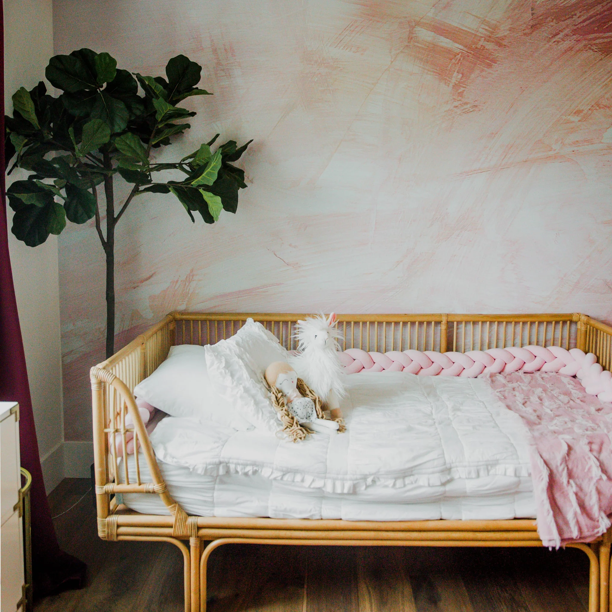 The Nora Mural Wallpaper - Image 9