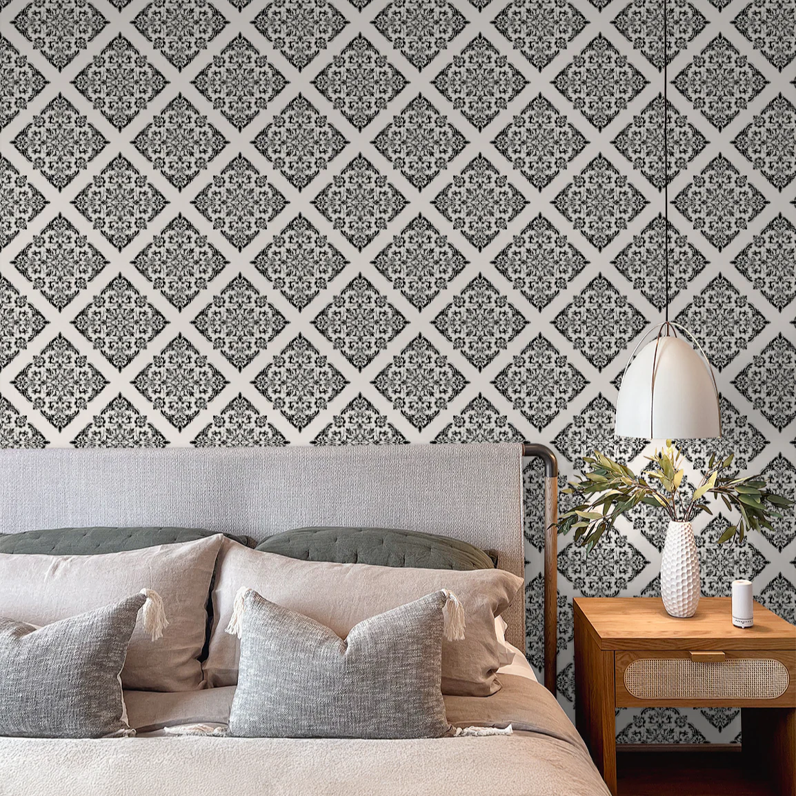 Thrifted Meadow (White) Wallpaper - Image 3